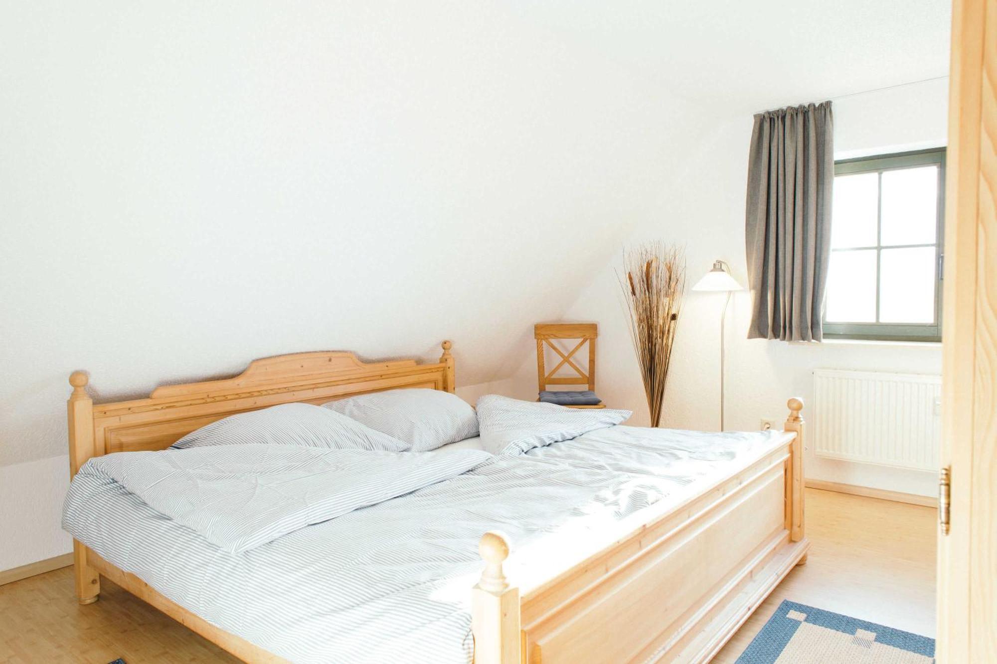 Und -wohnung Unterm Reetdach In Woorke Patzig