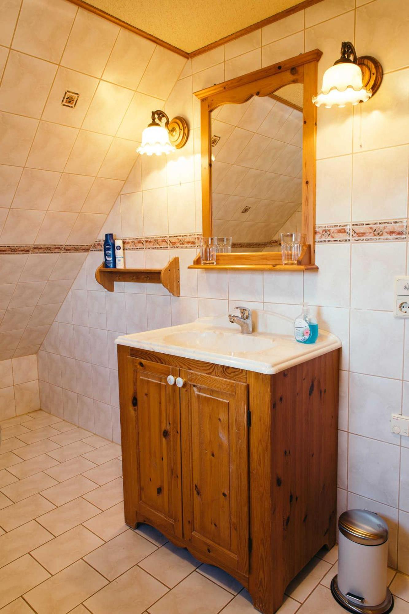 Und -wohnung Unterm Reetdach In Woorke Ferienhaus