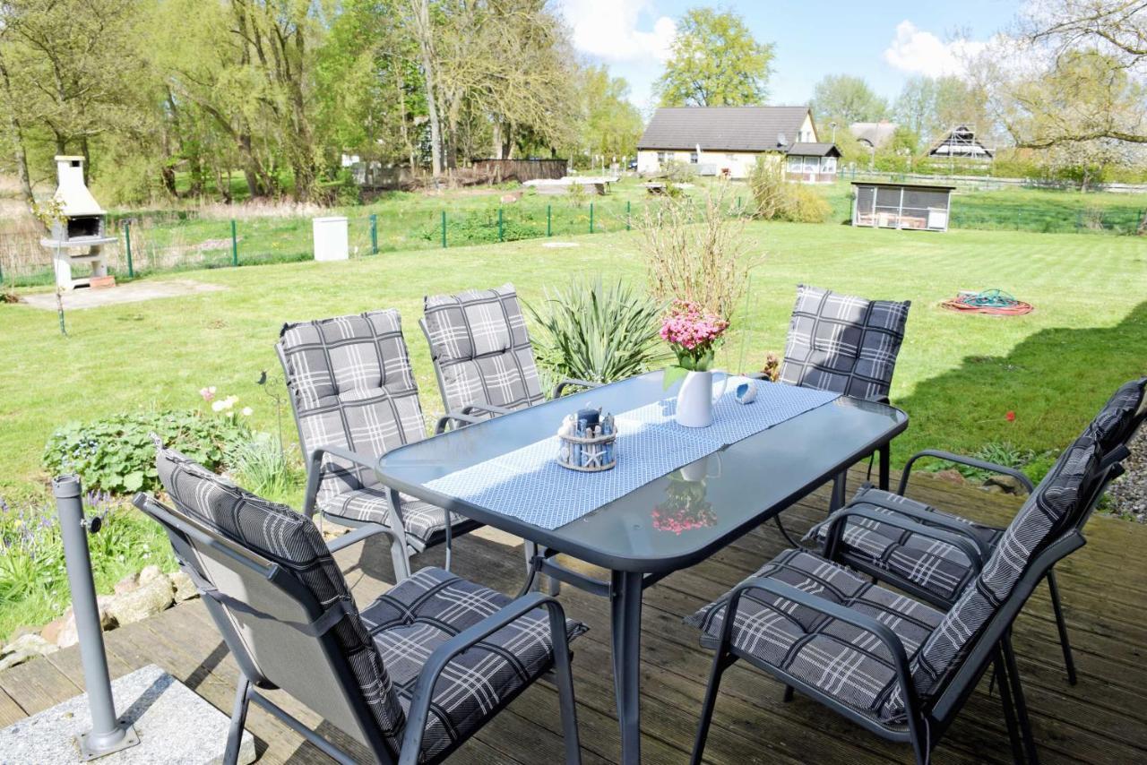 Und -wohnung Unterm Reetdach In Woorke Ferienhaus Patzig